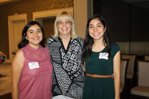 Jennifer Herrera, Audrey Moss, Galilea Pedraza